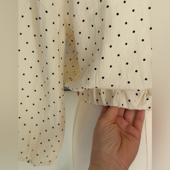 Francesca’s Collection Blue Rain Ivory & Black Polka Dot Wrap Blouse - Picture 9 of 16